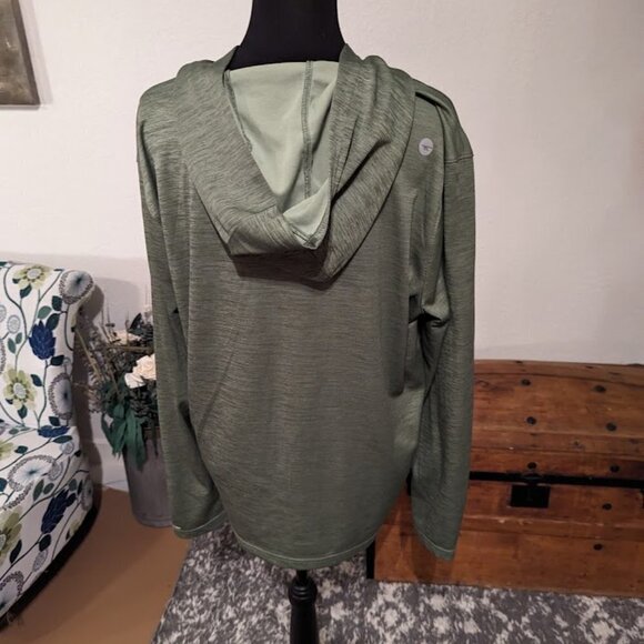 Hi-Tec Gray Pullover w/ Metal Button Detail | Women’s Size L - Picture 2 of 4
